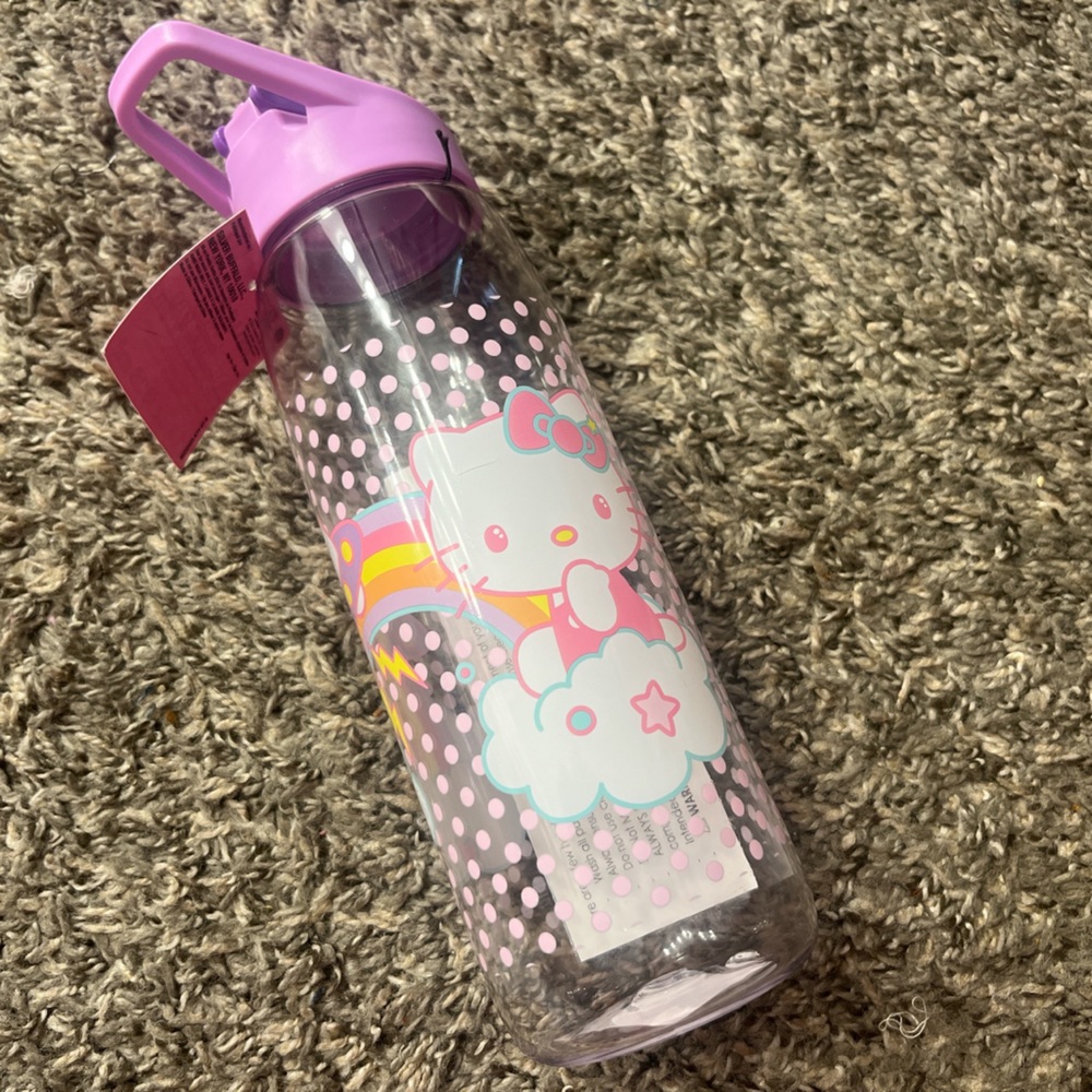 Hello kitty water bottle
